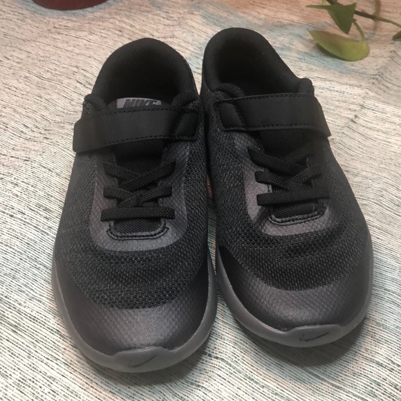 COPY - NIKE FLEX EXPERIENCE RN 7 
SIZE - 2Y - Picture 5 of 8